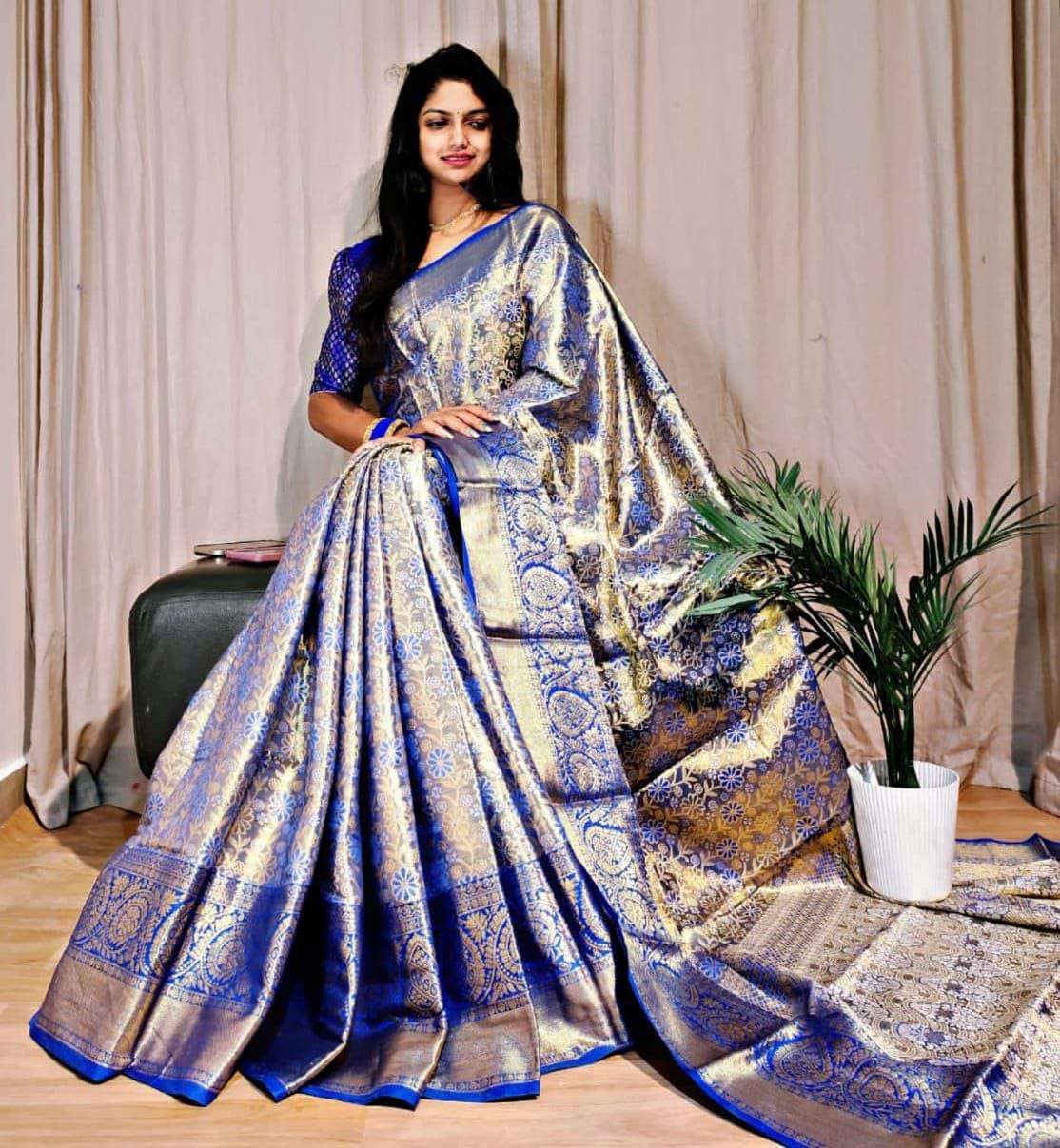 Mix Kanjivaram Handloom Weaving Semi Kanjivaram Silk fancy a...