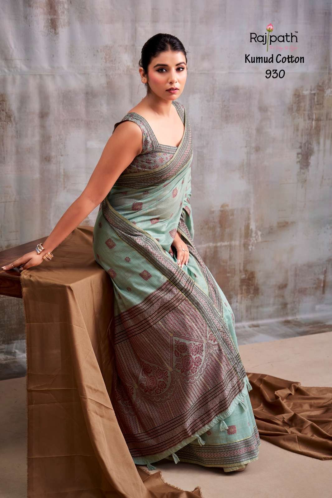 new branded and fancy saree form RajPath Fabrics Kumud made ...