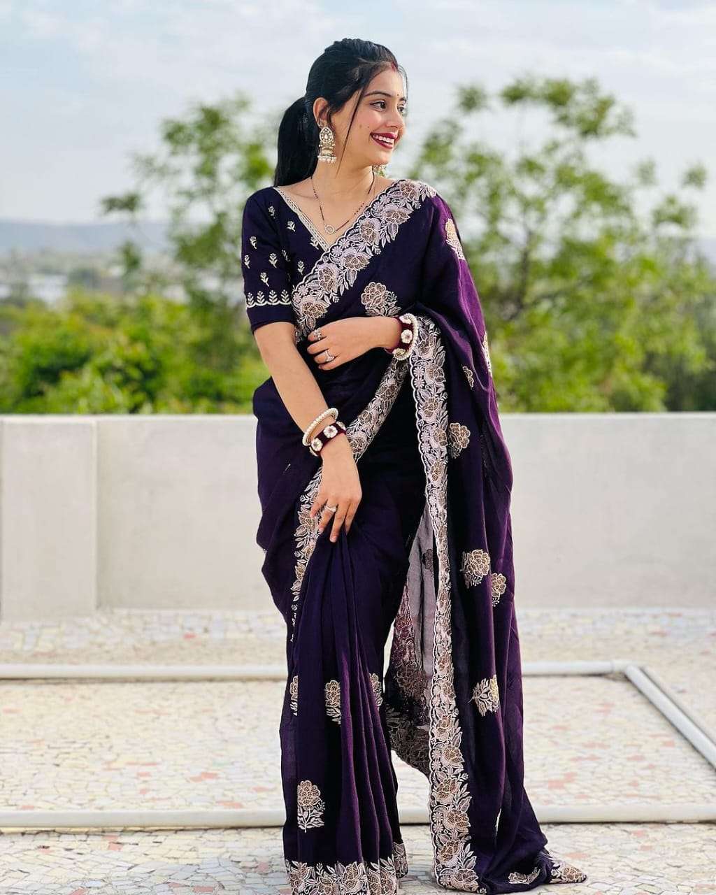 Rani vichitra Blooming vichitra fabric  Beautiful zari threa...