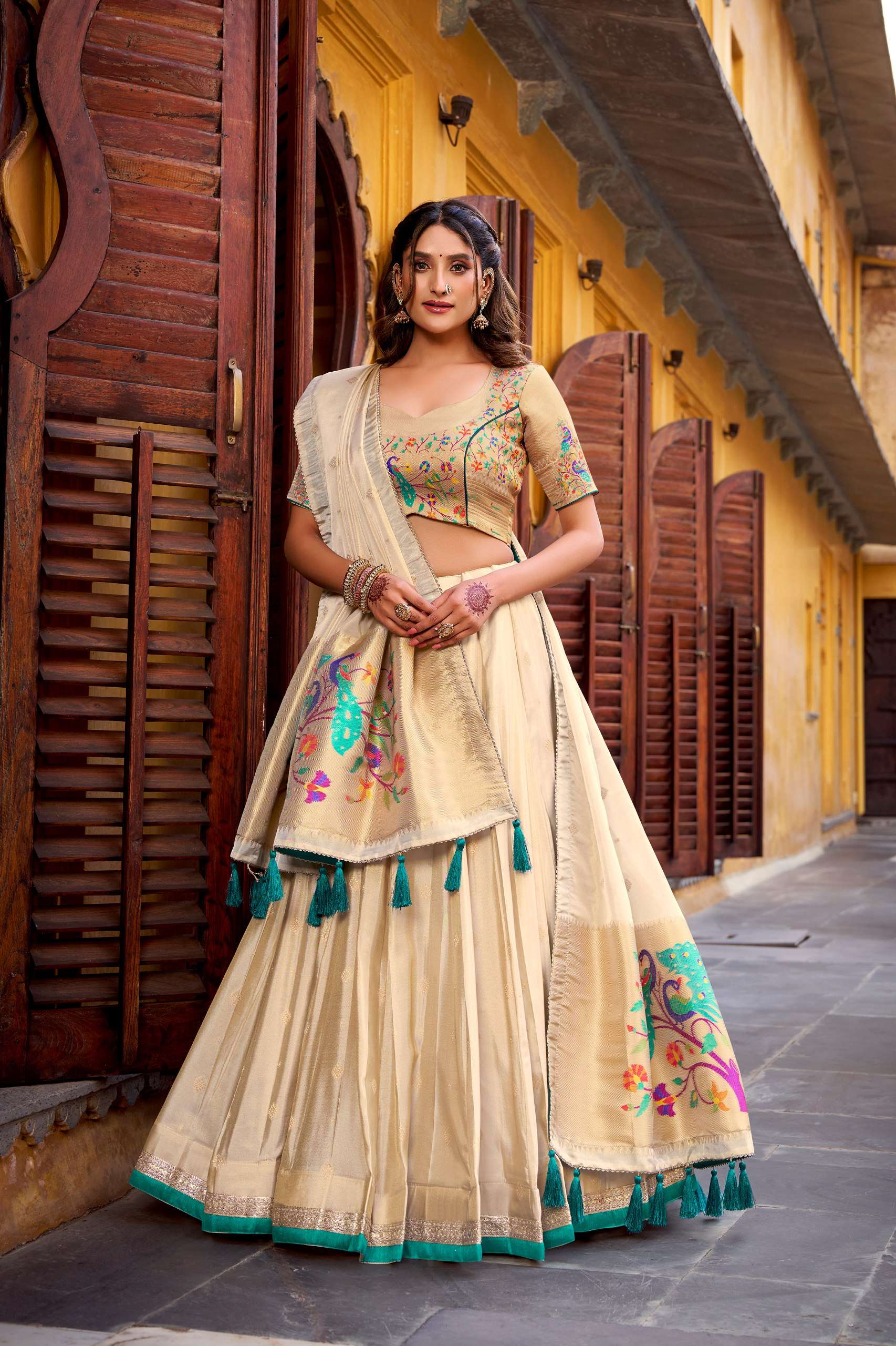  Shravya Traditional art woven in gold this Paithani style s...