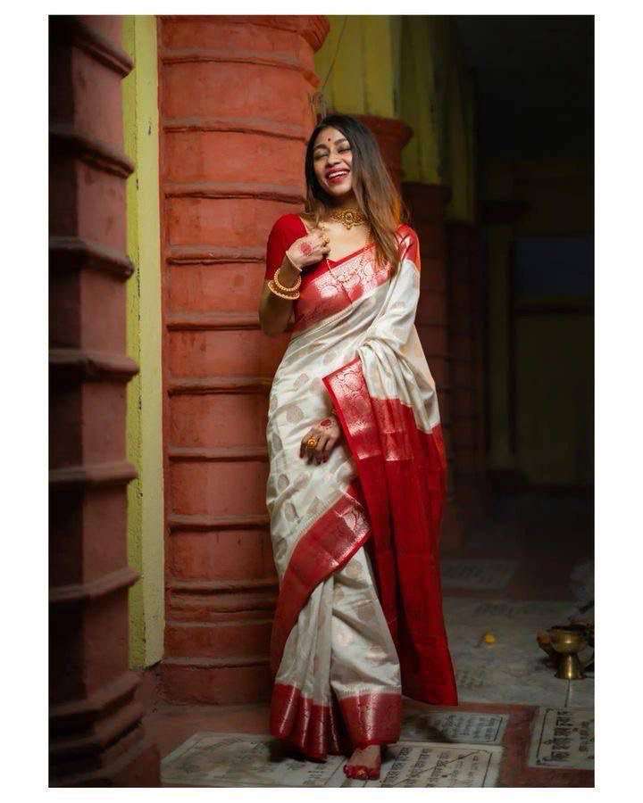 beautiful and classic bangoli style Banarasi silk fancy fabr...