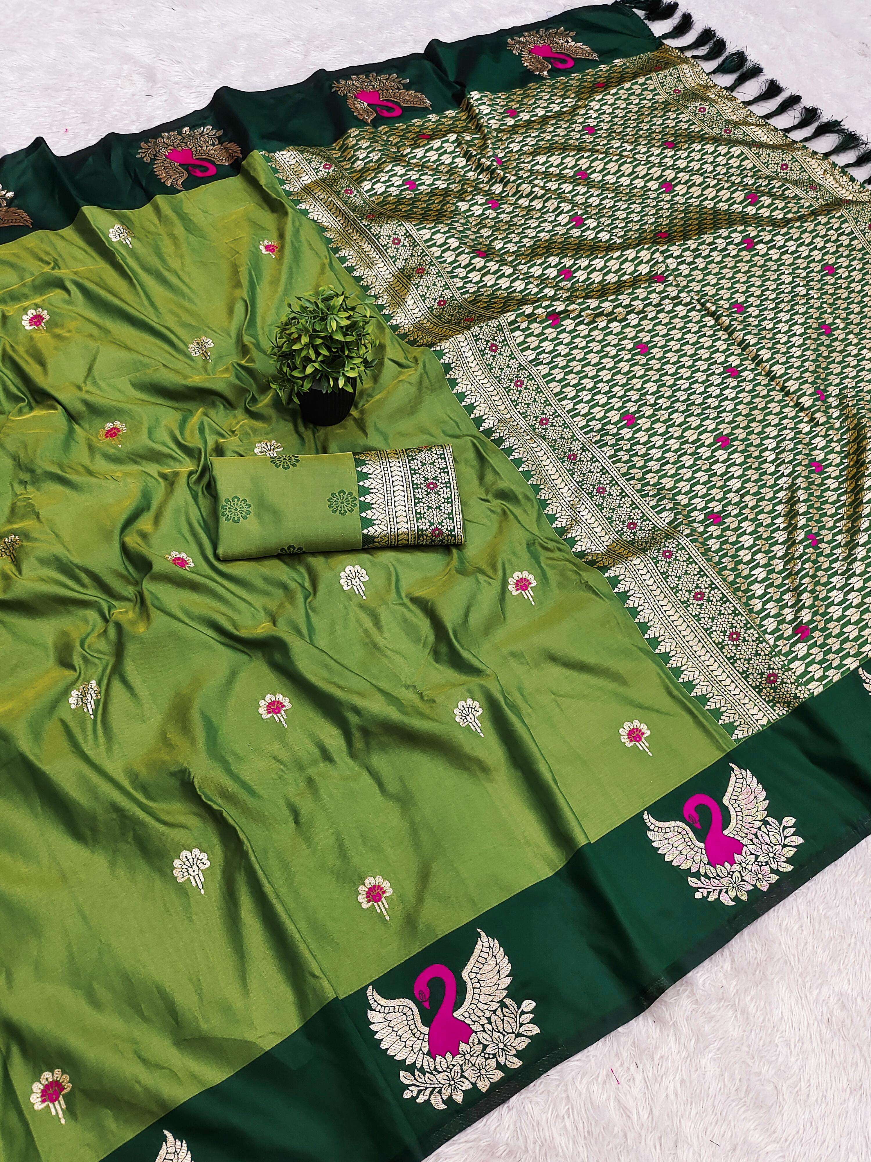 Hans A Soft and pure silk fabric with Elegant and beautiful ...