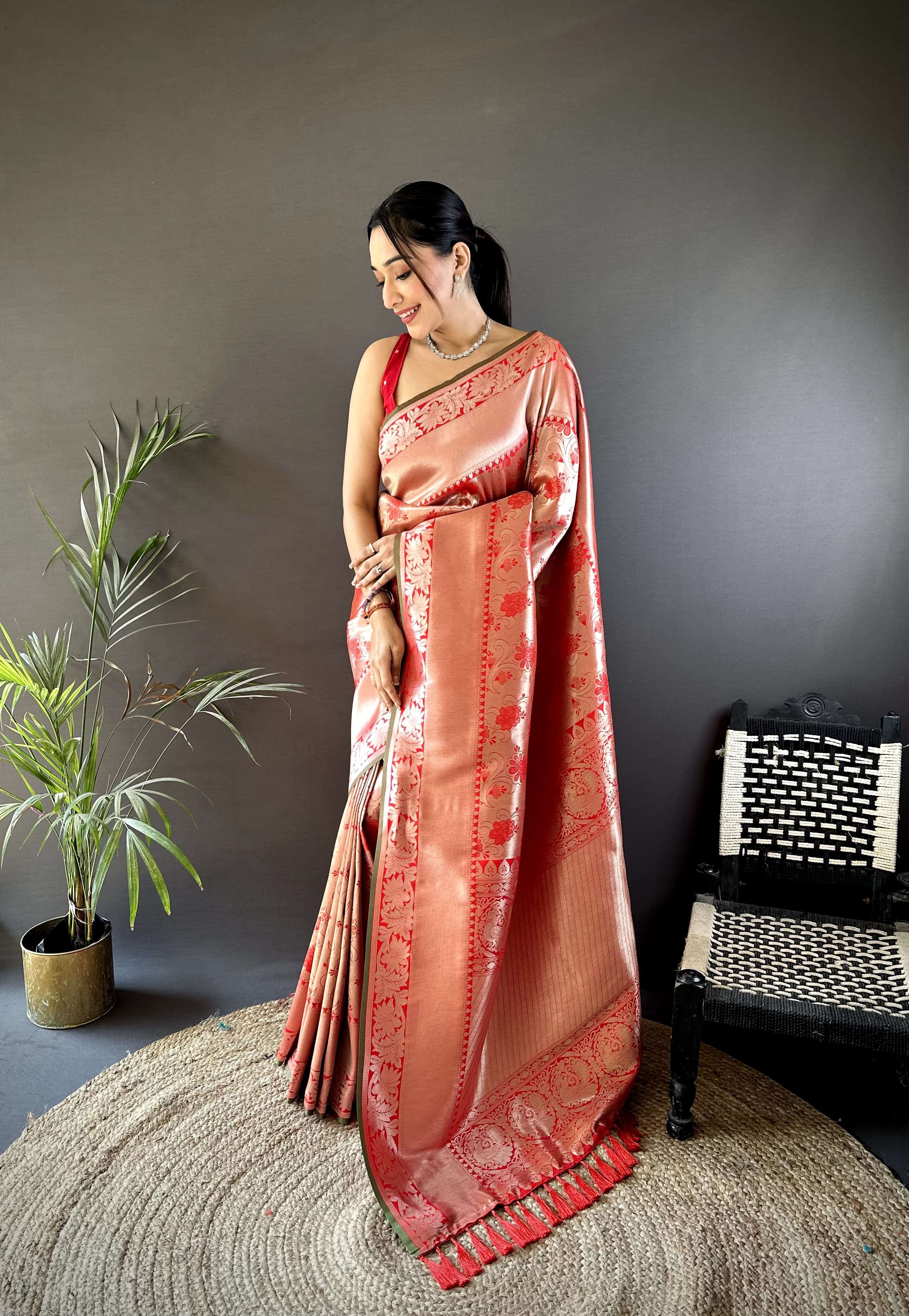NEW BEAUTIFUL GRIVA ATTRACTIVE COLLECTION SOFT BANARASI SILK...