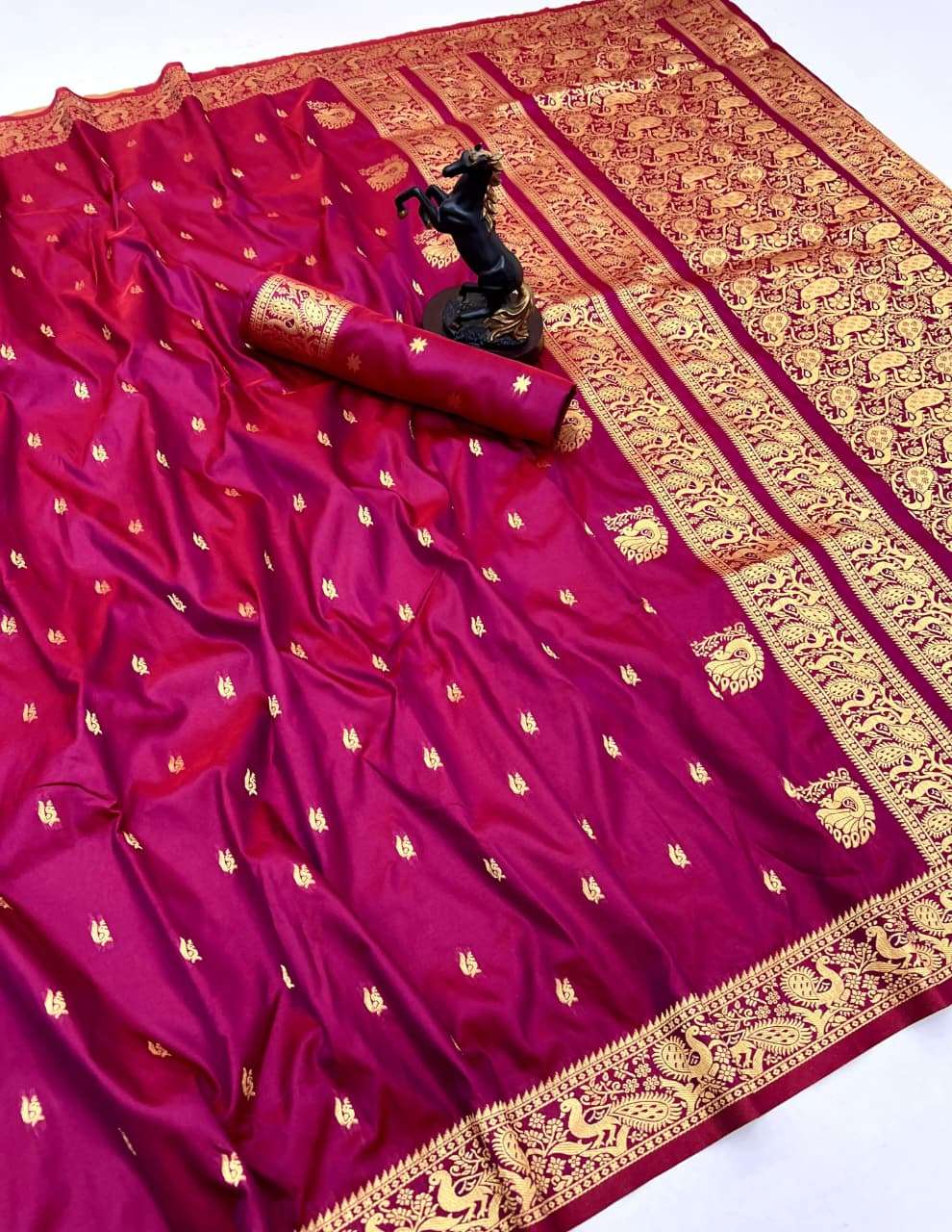 Nisha vol 7 Premium and unique Soft and classic silk fancy f...