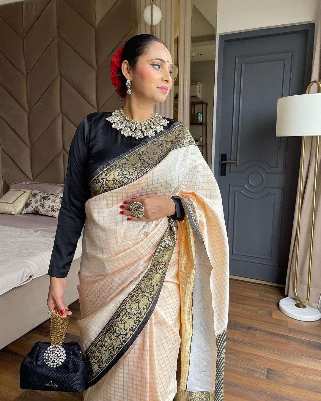 SOFT AND PURE SUPER SINY LICHI SILK FABRIC SAREE WHOLESALE I...