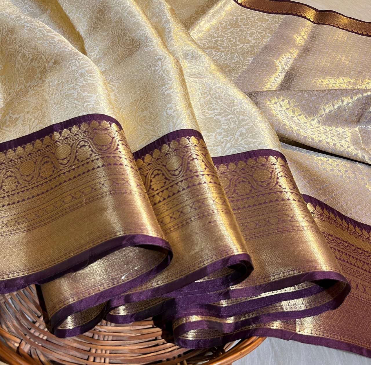 SOFT AND PURE TISSUE SILK FANCY FABRIC AND COMFORTABLE SAREE...