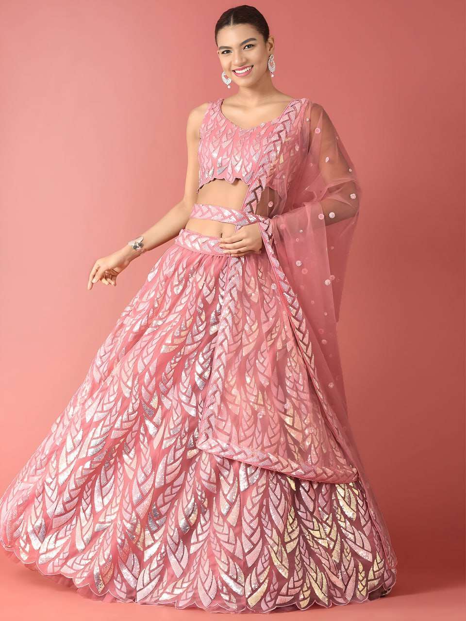  This light Pink colour Elegance and beautiful classic and ...
