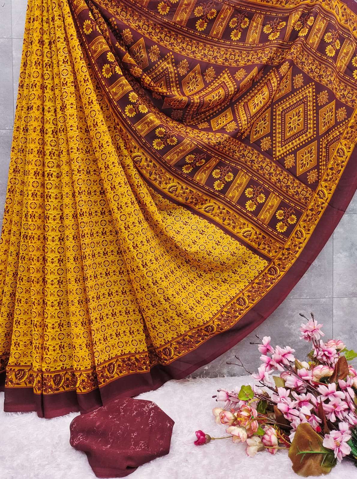 BEAUTIFUL AND SOFT SEMI GEORGETTE  FANCY FABRIC REGULAR WEA...