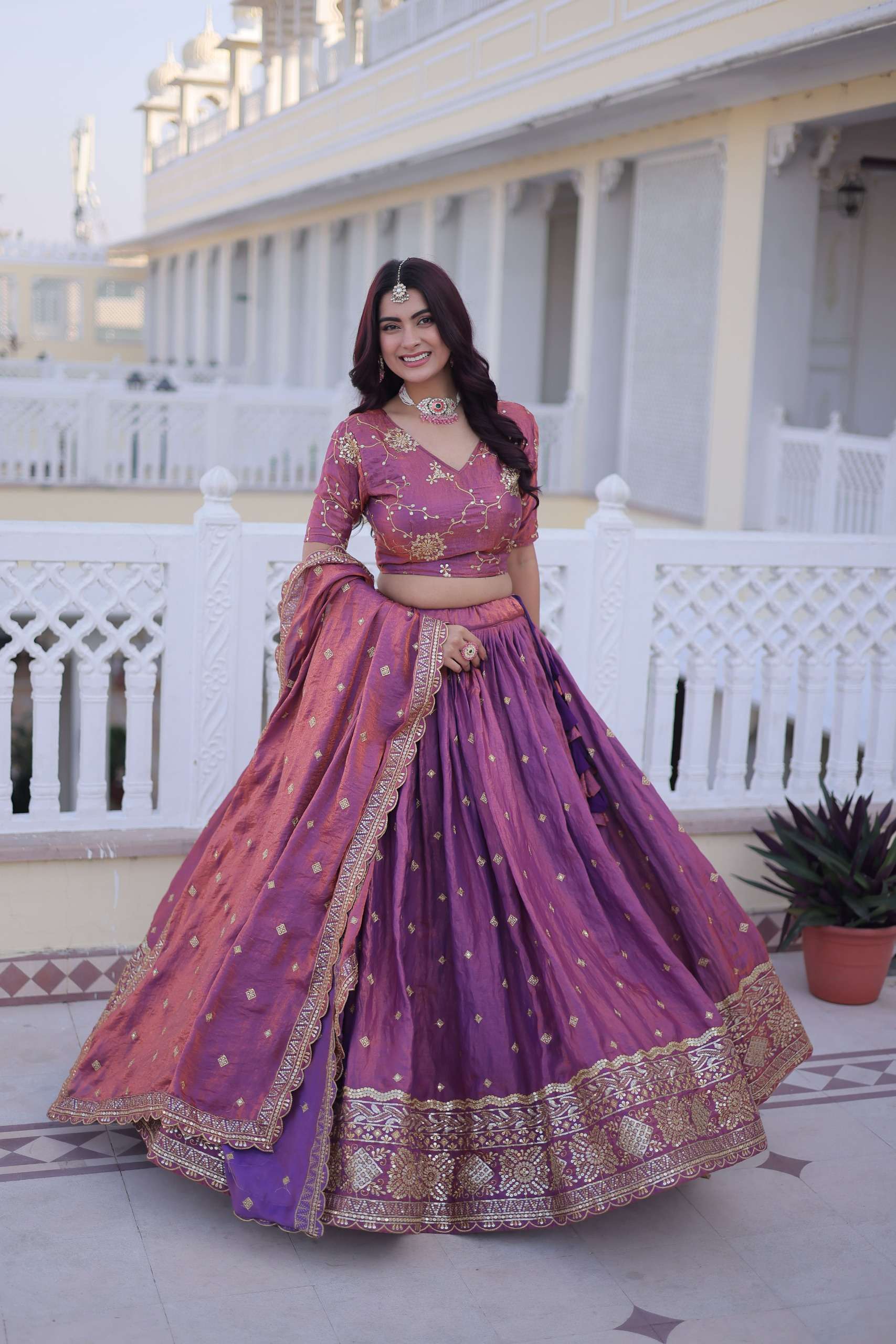 BEAUTIFUL YSL SILK FABRIC  FANCY PARTY WEAR LEHENGA CHOLI WH...