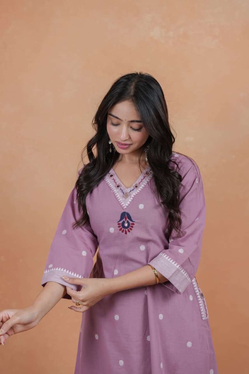 K 1039 CASUAL LOOK HANDLOOM 2 PIECE KURTI PALAZZO CORD SET D...