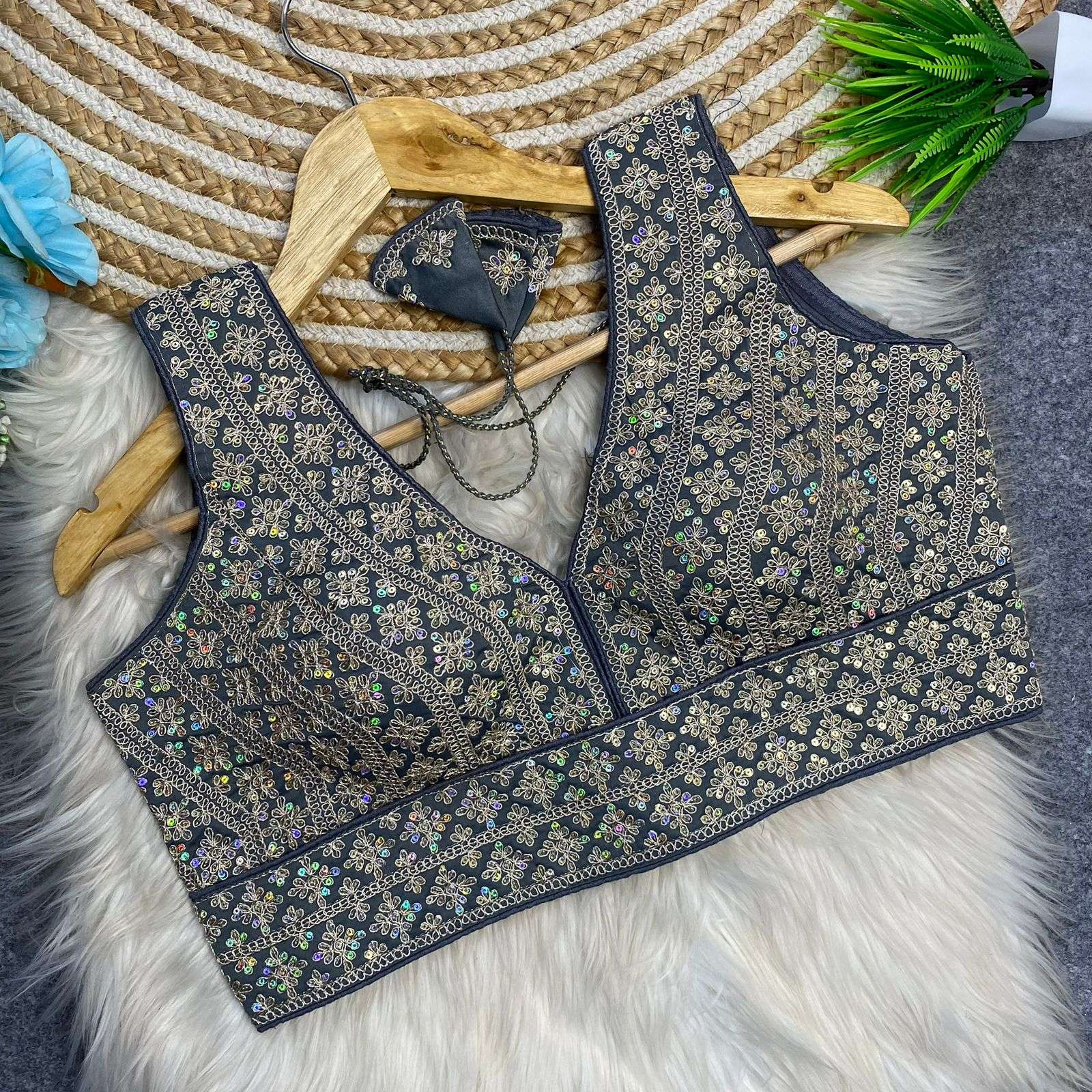 kavya fancy Silk  fabric with beautiful Heavy Embroidery wor...