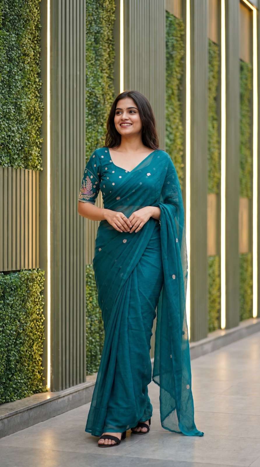 LH 44  FANCY AND CLASSIC SOFT CHIFFON SATIN FABRIC SAREE RES...
