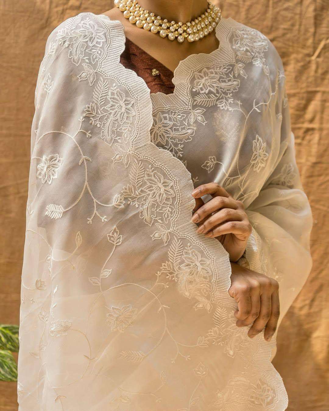 New Design Elegance meets tradition Pure and soft Organza fa...