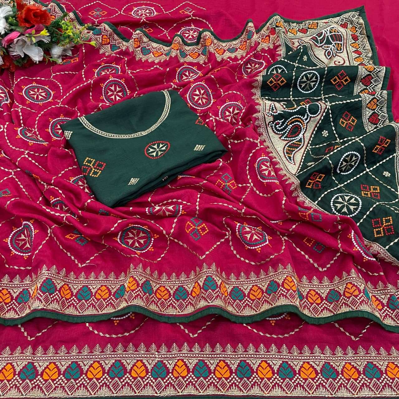  New Gharchola fancy and classic soft Vichitra beautiful Sil...