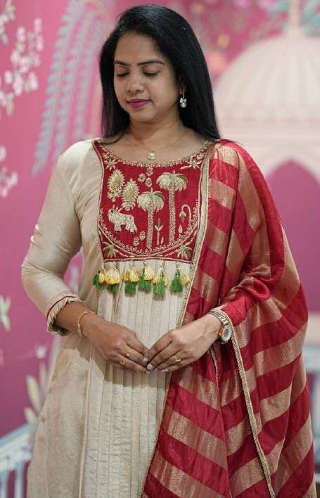 PC 578 FESTIVAL SPECIAL OFF WHITE ALINE KURTI WITH PANT DUPA...
