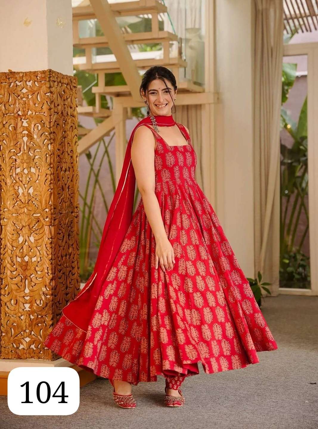 PC SUMIRE MUSLIN FLARED SLEEVELESS KURTI PANT WITH GEORGETTE...