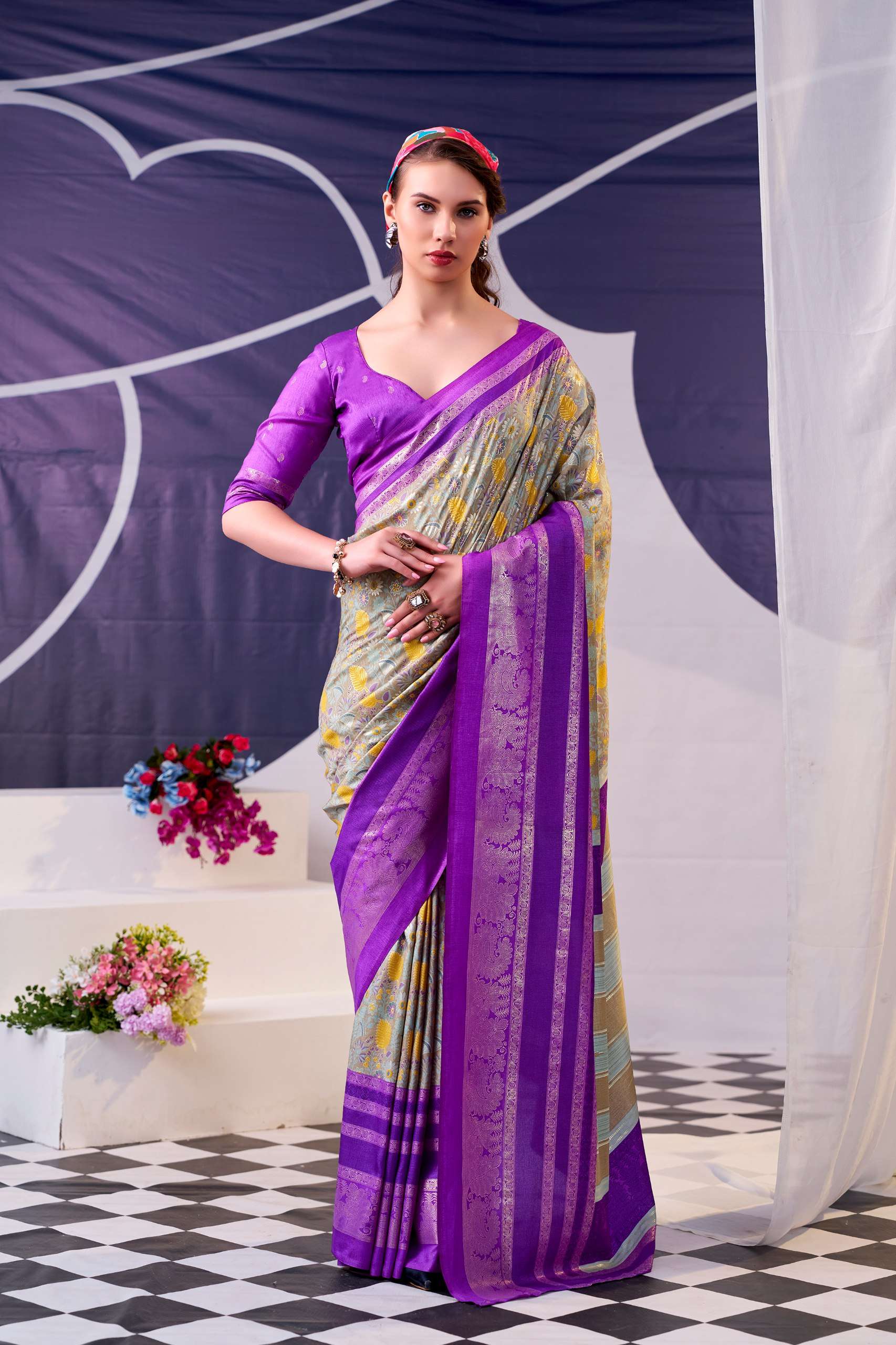 Trisha 2 Celebrate timeless elegance with this beautiful Tas...