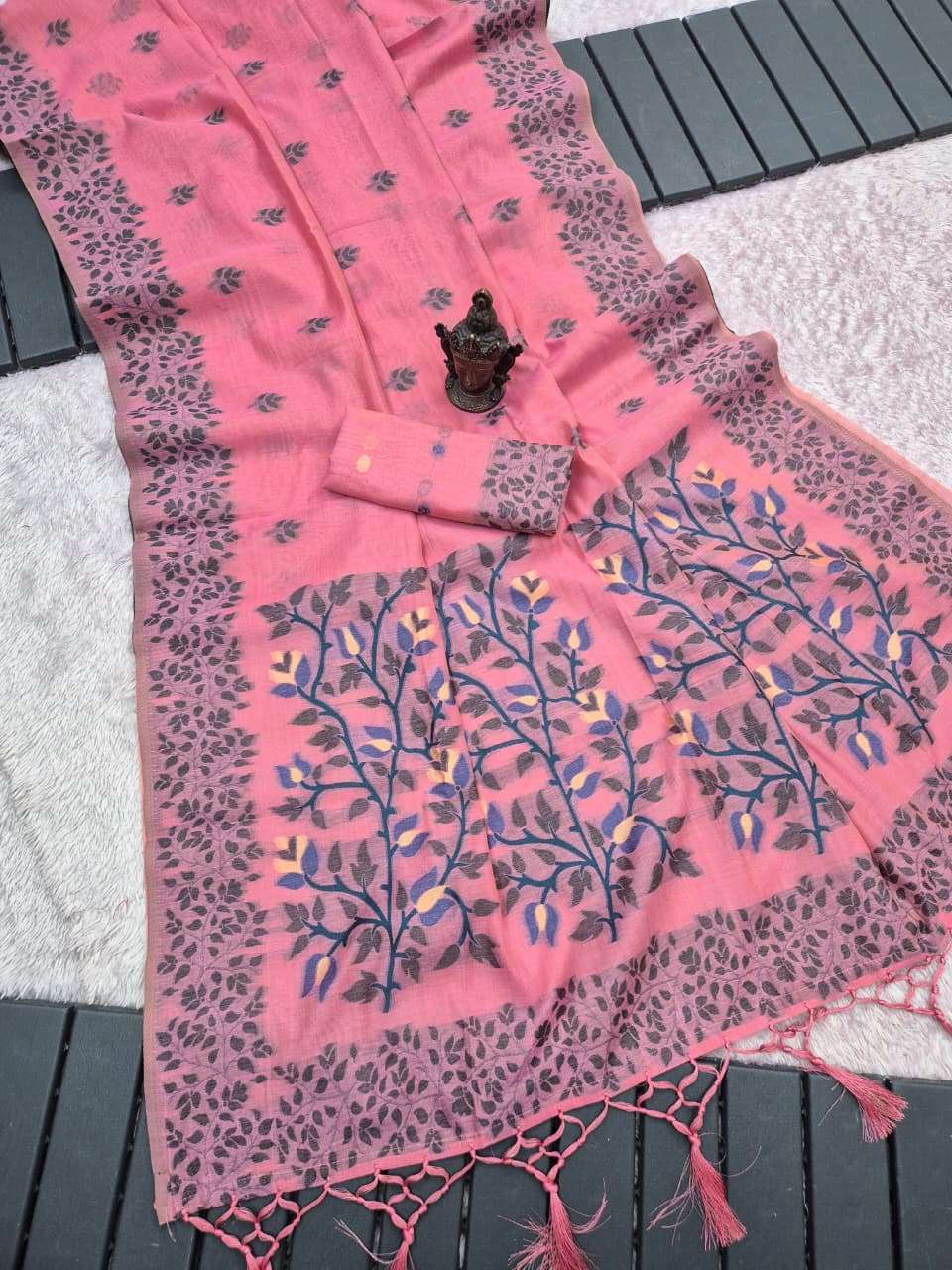 JAMDANI SOFT AND PURE MULMUL COTTON FANCY AND COMFORTABLE FABRIC SAREE WHOLESALE IN SURAT  