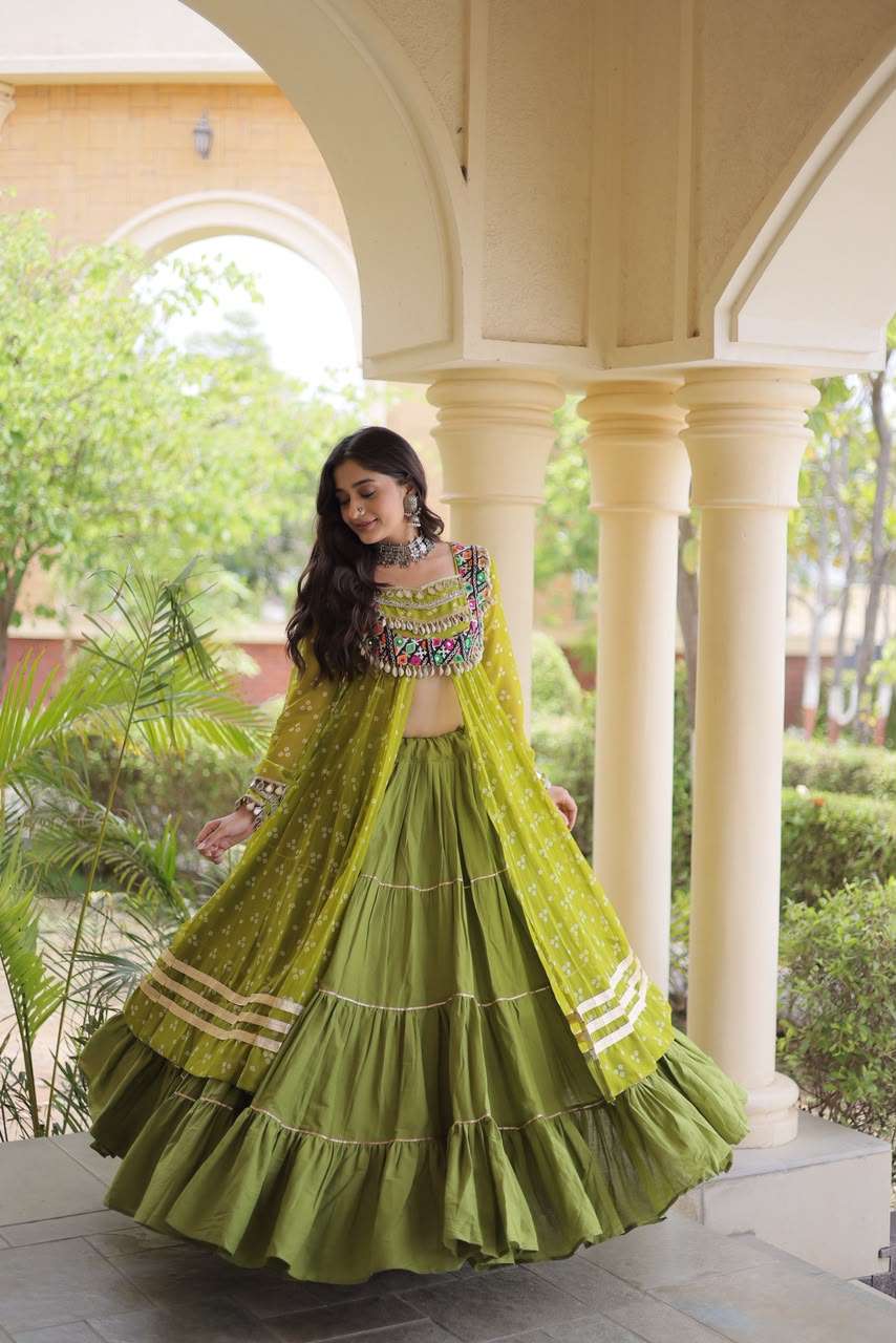  KORA COTTON COMFORTABLE FABRIC NAVRATRI COLLECTIONS WEAR LEHENGA CHOLI WHOLESALE IN SURAT KA 5081