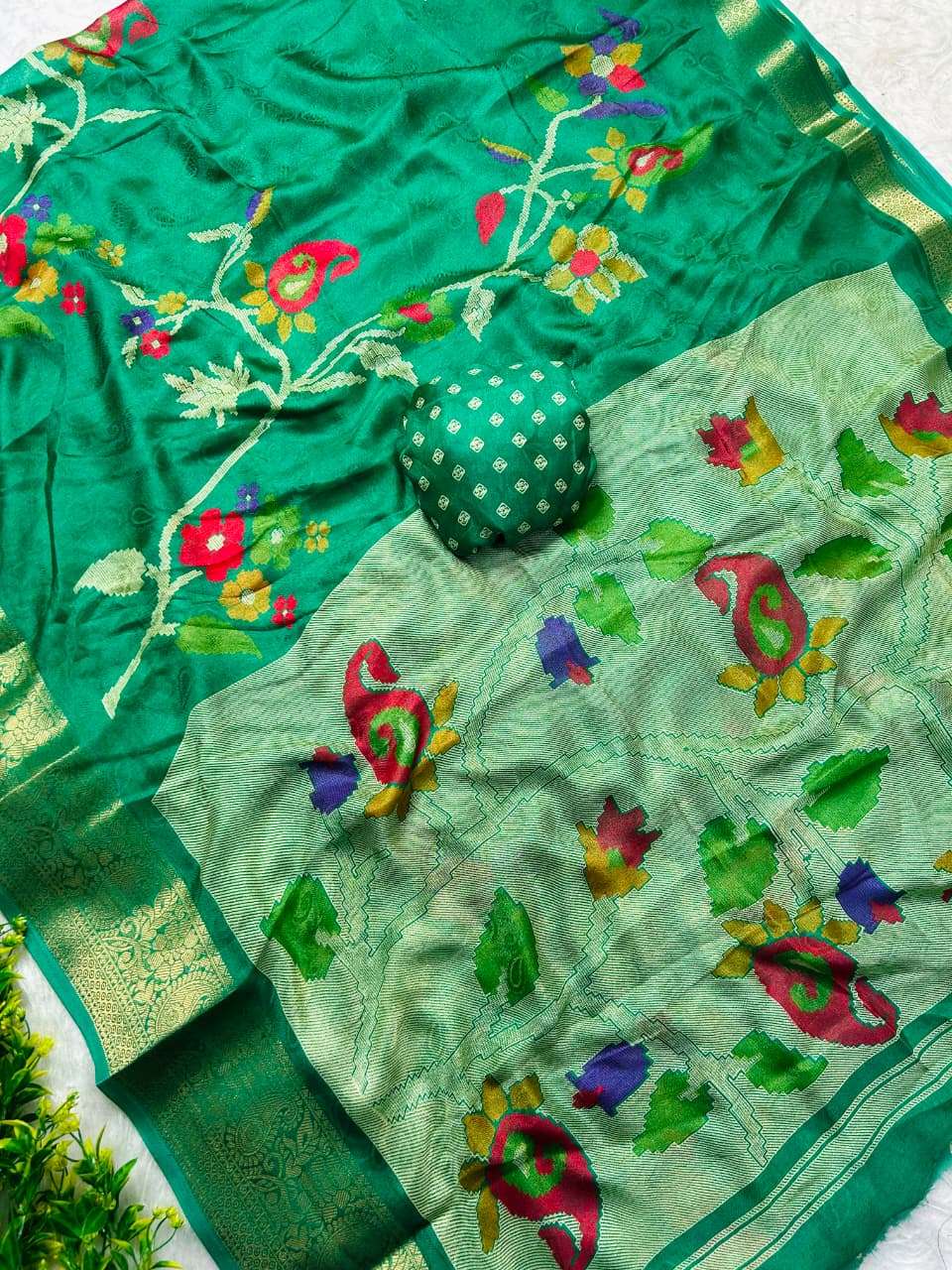 Marshmallow weave Premium bentex Marsh Mellow weave fancy fabric saree wholesale in surat