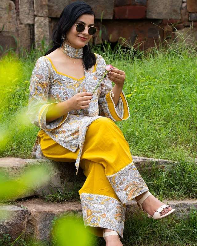 ATHENTIQ CLOTHING WOMEN FARSHI SALWAR SUIT MOST TREND SURAT ETHNIC SHOP BUY MD 3108 