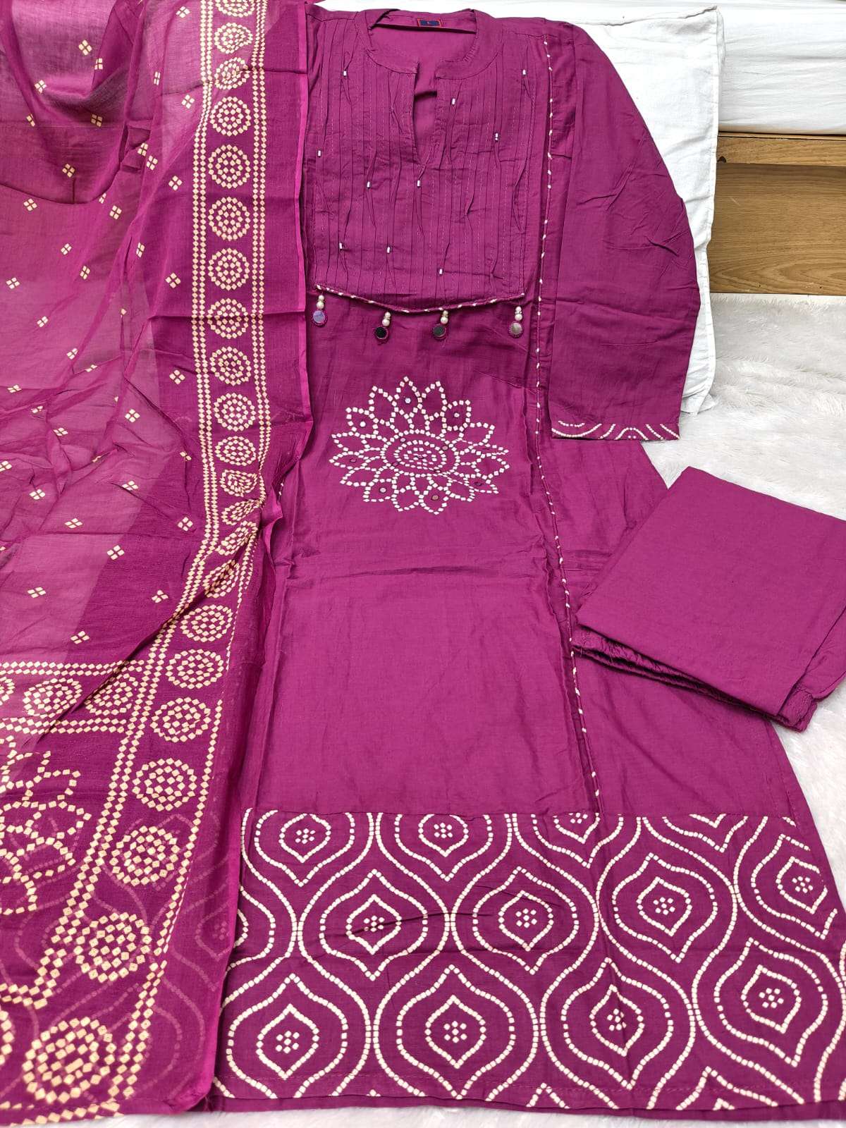 COTTON COLLECTION DESIGNER NECK SALWAR SUIT FOR LADIES WHOLESALE TS