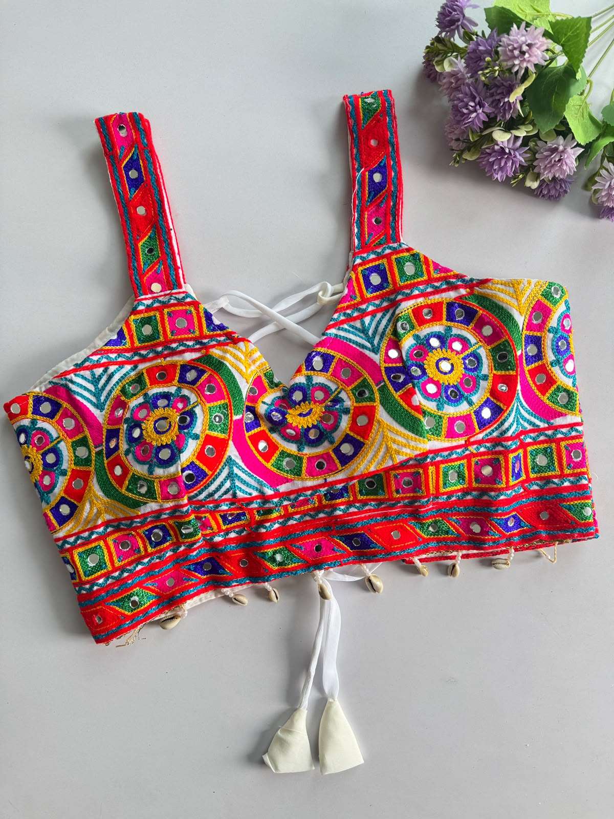 KACHI WORKS ON NAVRATRI WEAR COTTON BLOUSE DESIGNER AND FASTIVAL BLOUSE WHOLESALE IN SURAT