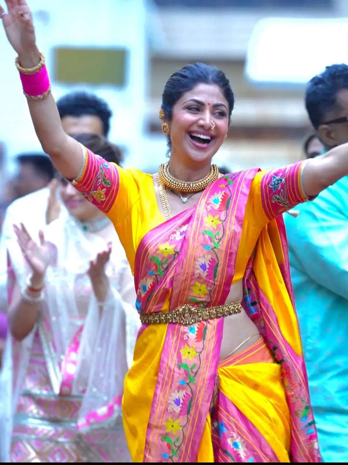 Most Viral Shilpa Shetty saree Soft Paithani silk fabric Saree wholesale in surat