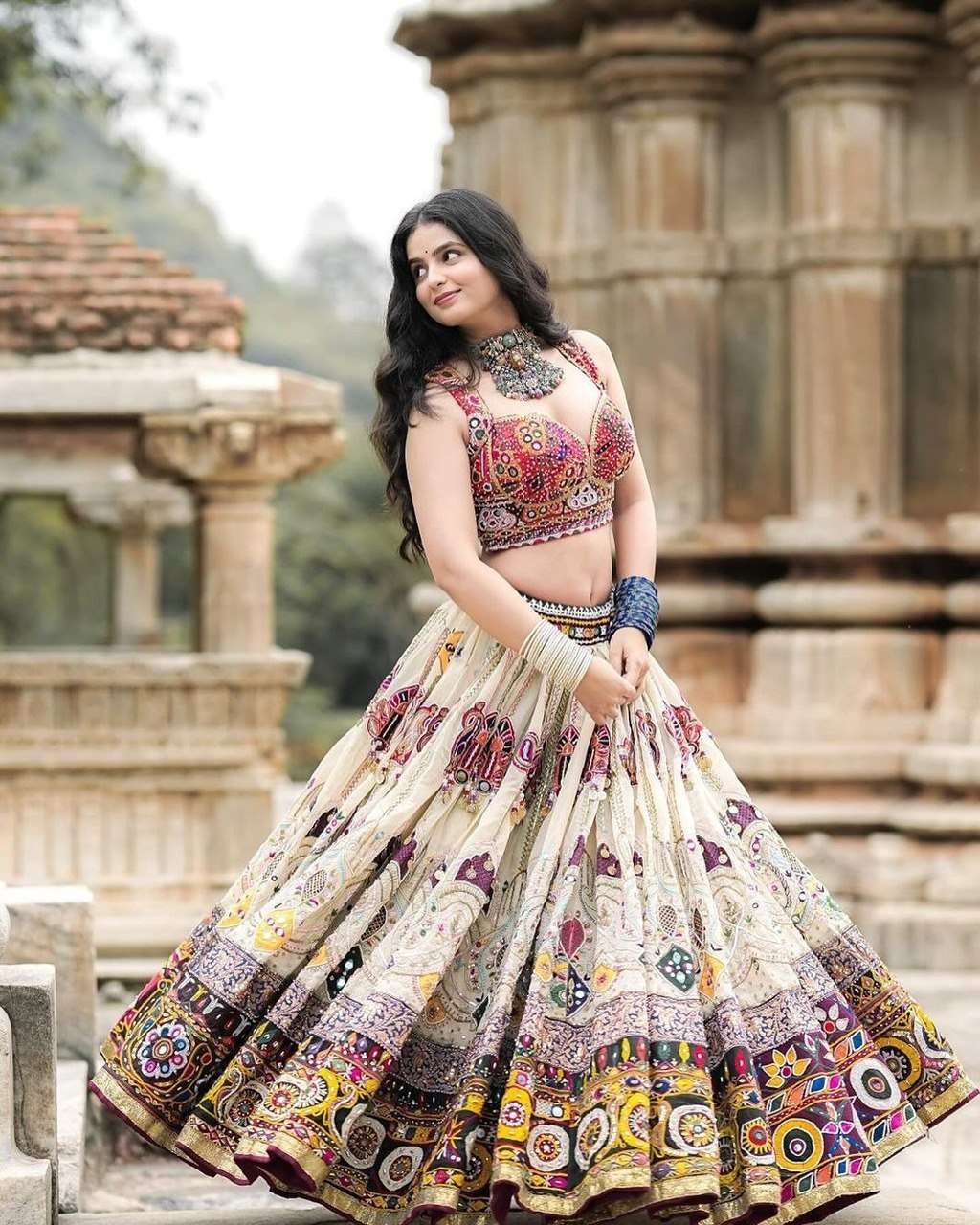 New beautiful Digital Print on soft Muslin Cotton fabric Le...