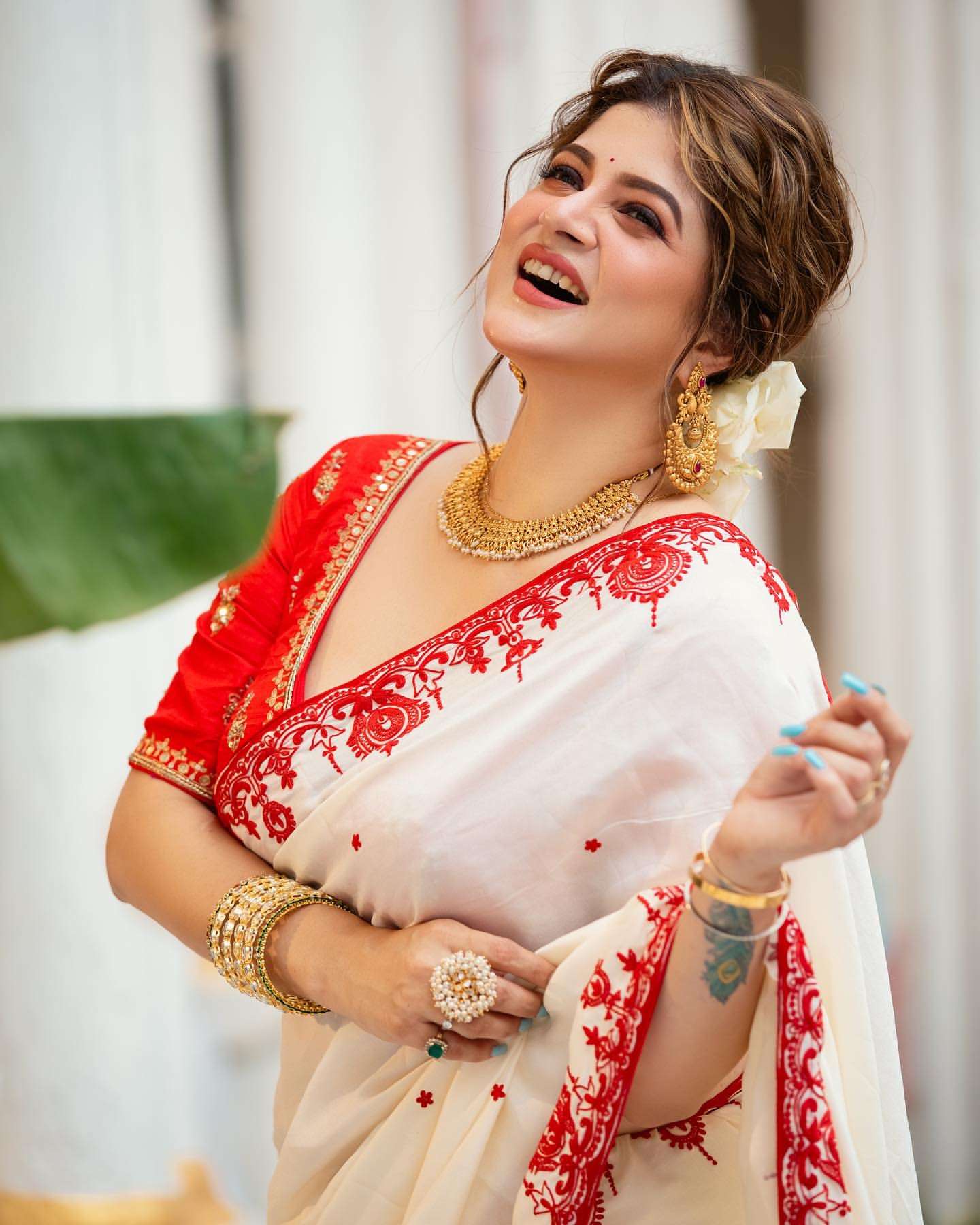 red and white colour beautiful  Soft Catonic Rangoli Silk fa...