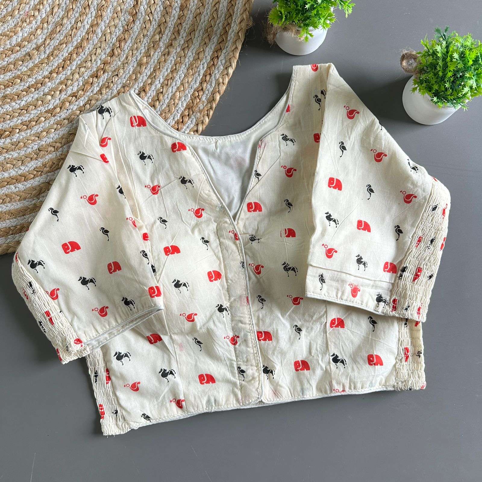 Trading pure Cotton fabric Blouse with elegant and beautiful block Print on blouse wholesale in surat