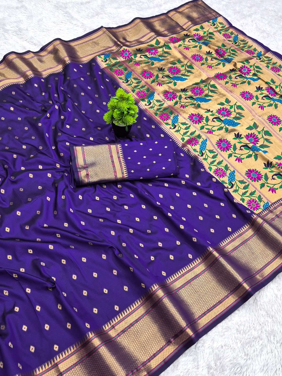 COLLECTION OF POOJA WEAR SAREE PAITHANI SILK FABRIC SAREE RESELLER IN SURAT