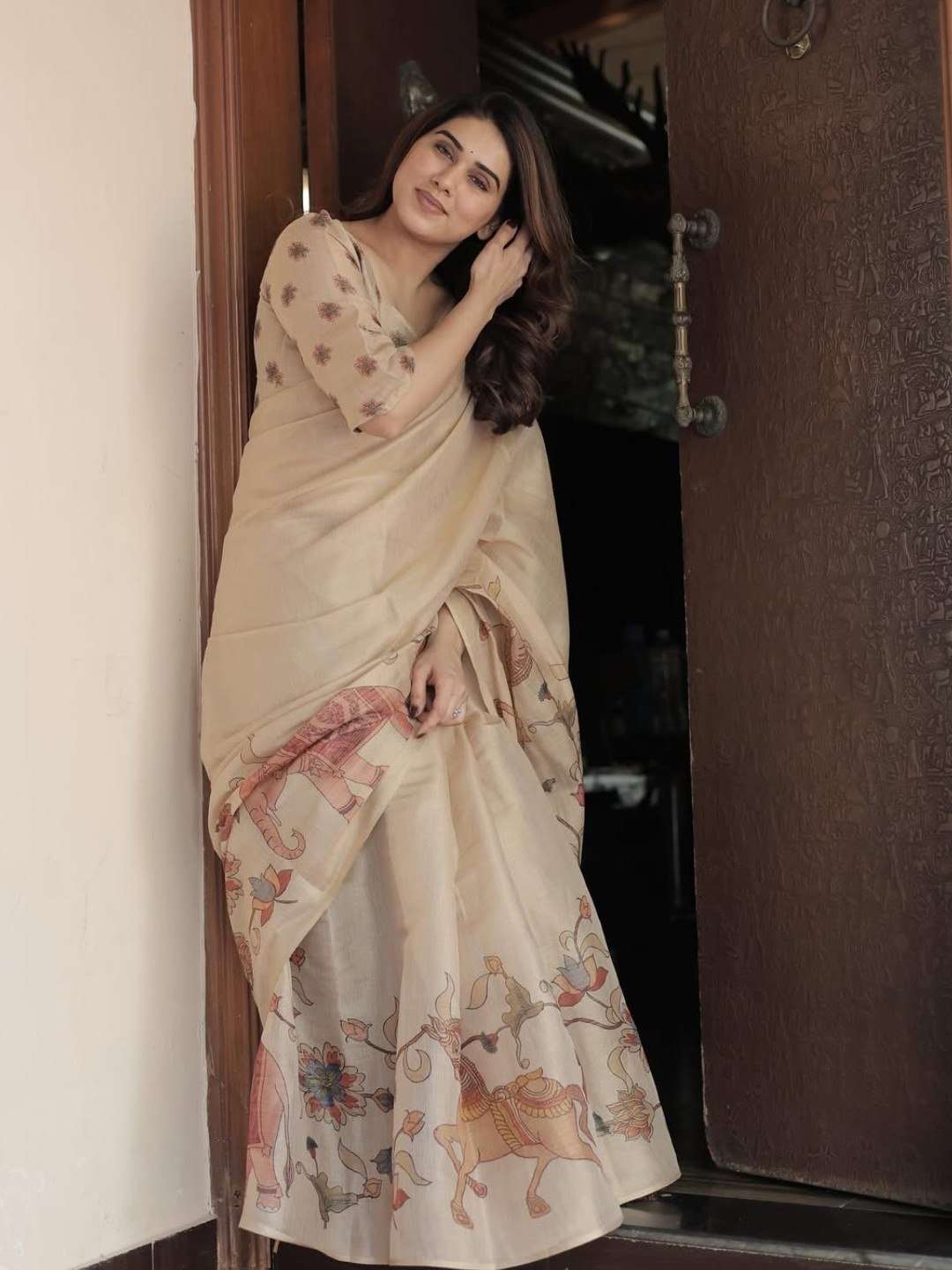 Linen Tissue Silk fabric with beautiful print on Saree reseller in surat TWT1094