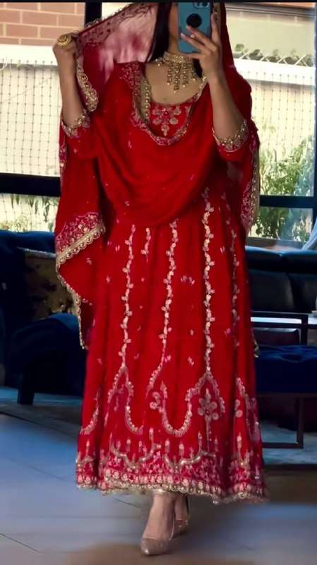 MD 3065 NATURAL CREP 5MM SEQUENCE ANARKALI SUIT LUXURY EXPERIENCE BUY WHOLESALE