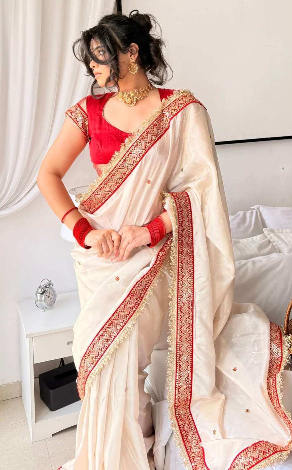 Party wear Premium Rangoli Silk Fancy Fabric Saree reseller In Surat lisa 
