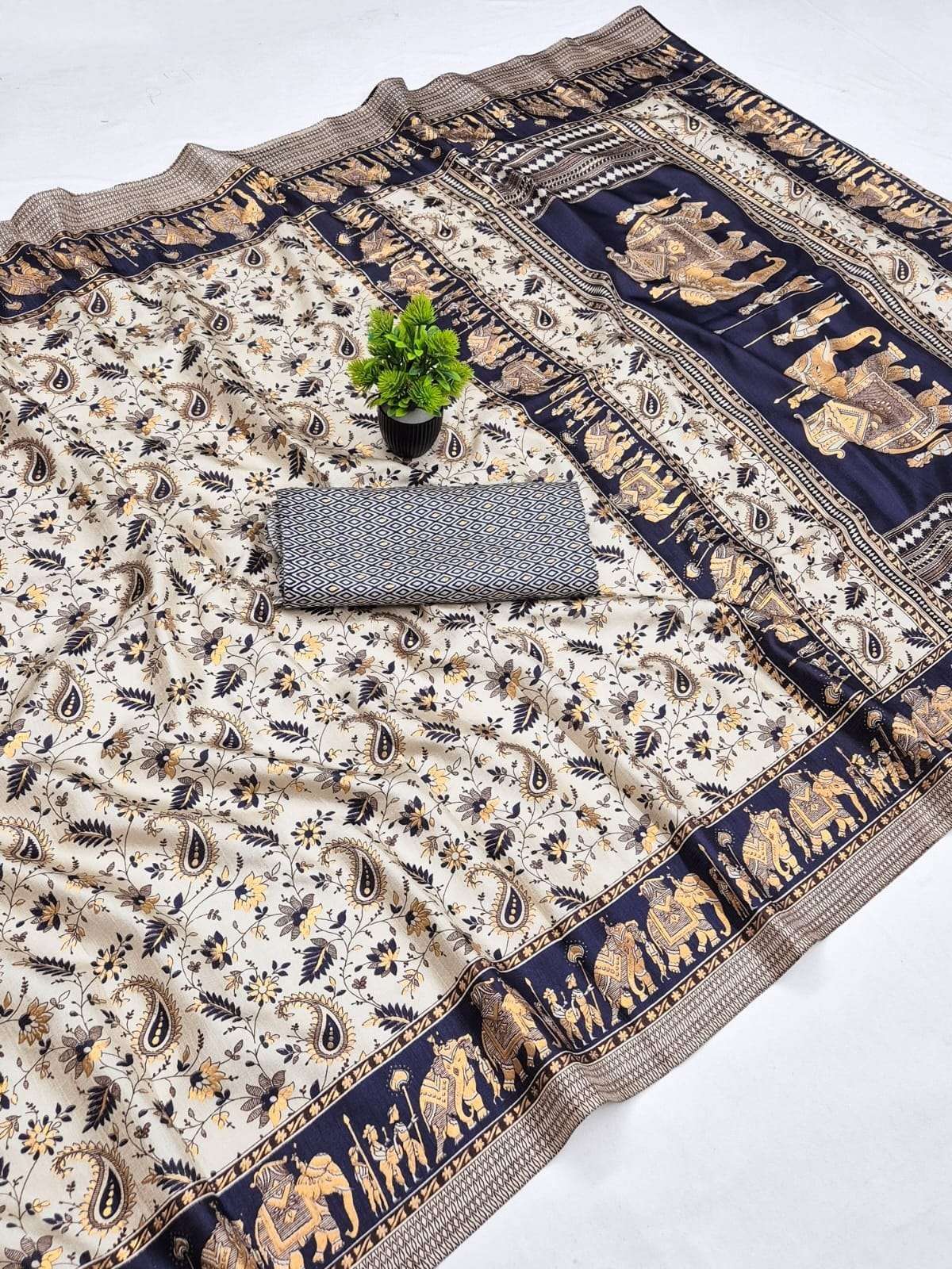 Pure Khadi Cotton fabric With Meal Print on beautiful saree supplier in surat TWT1124
