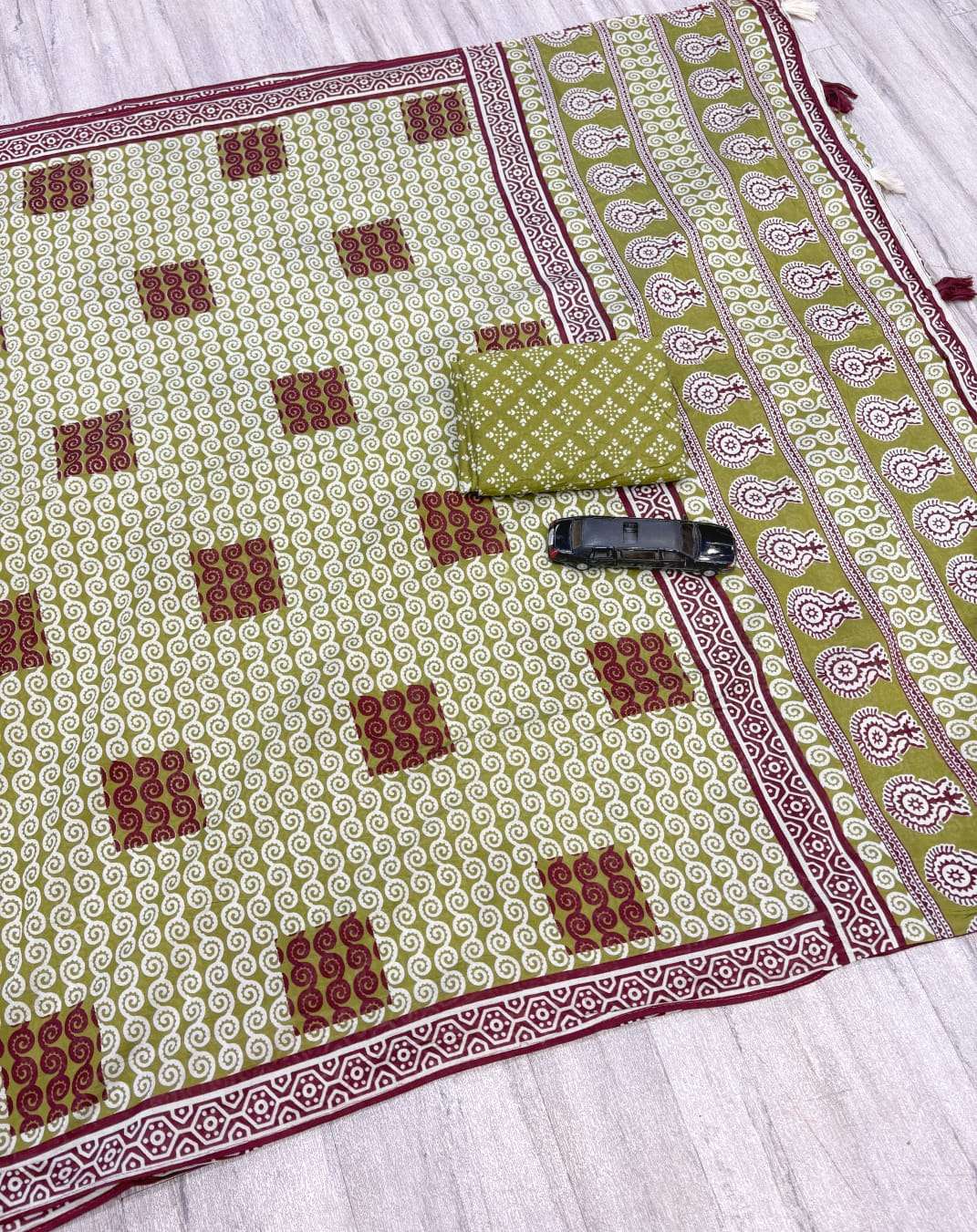 Soft Mal Chanderi Cotton Handicraft Ajrakh Print Saree reseller in surat lala