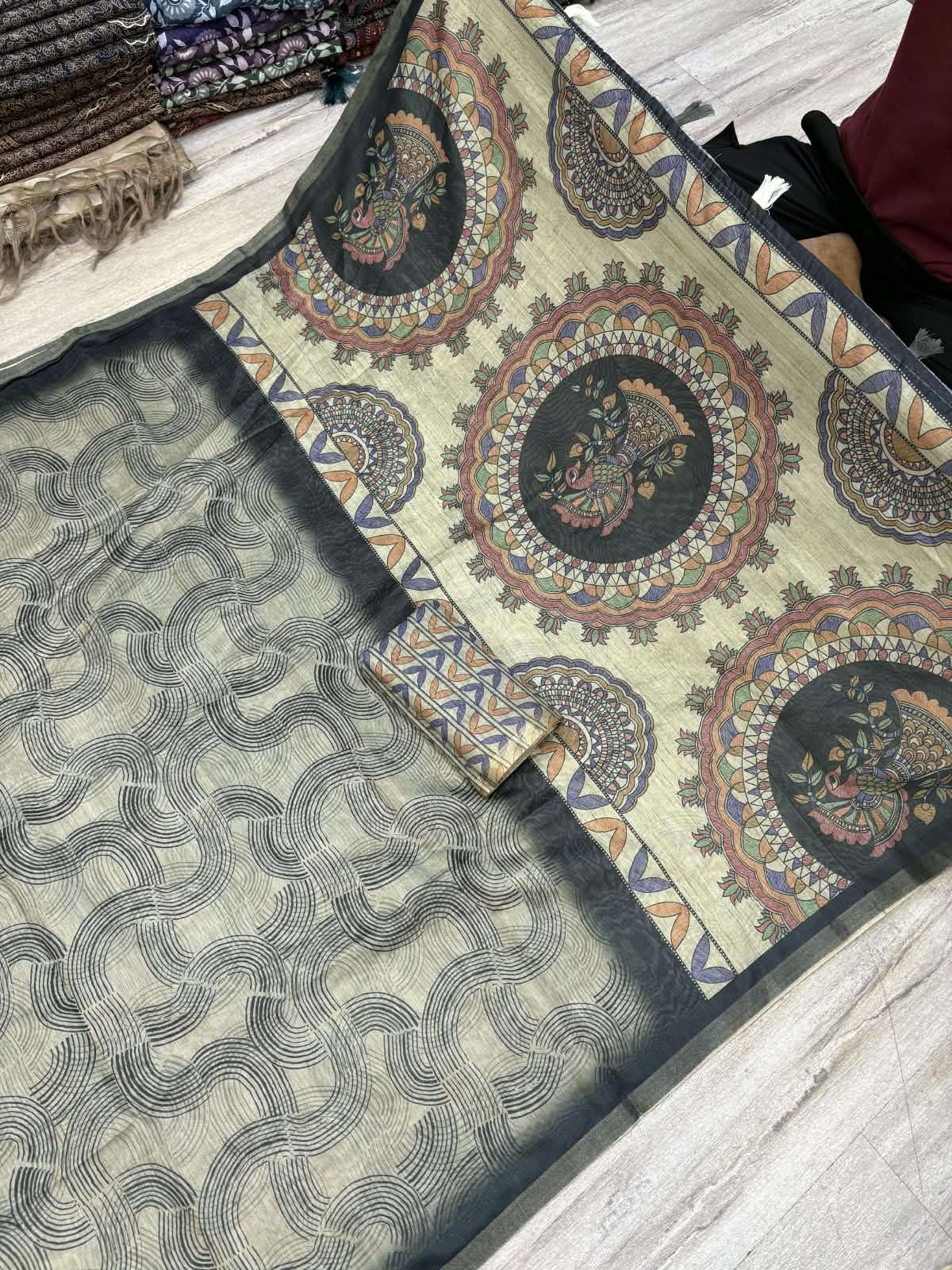 UNIQUE AND RARE CHANDERI COTTON FABRIC SAREE WHOLESALE IN SURAT