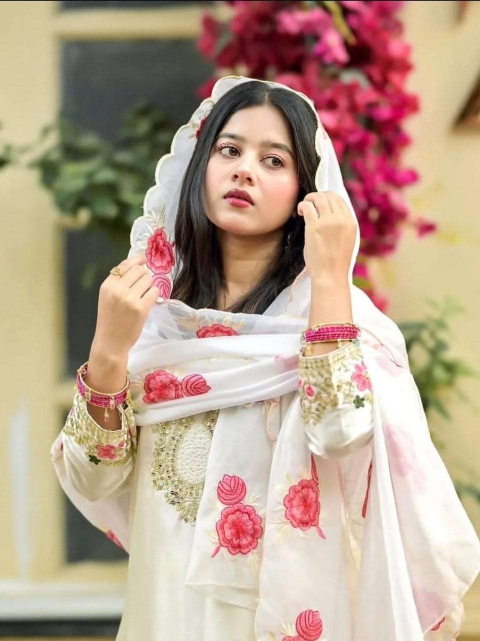 ZOYA VOL 2 READYMADE CHINON SILK EMBROIDERY WHITE SUIT NEW P...