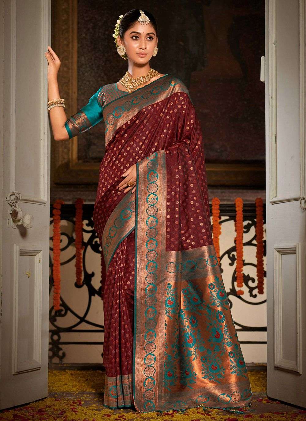 White Banarasi Soft Silk Paithani Saree With Fancy Meena Weaves – Shivansh  Fab