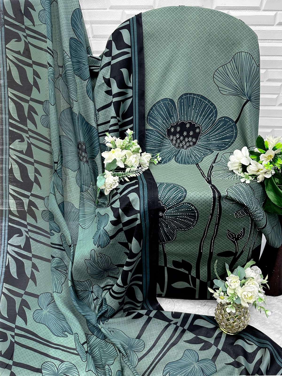 VANDANA YASHIKA VOL 5 SOFT MIX COTTON PRINT SALWAR KAMEEZ COLLECTION WHOLESALER VANDANA YASHIKA VOL 5 SOFT MIX COTTON PRINT SALWAR KAMEEZ COLLECTION WHOLESALER