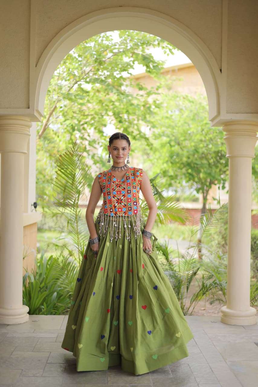 NAVRATRI FESTIVE VIBE WITH THIS NEW COLLECTION COTTON LEHENGA CHOLI WHOLESALE IN SURAT 7181 NAVRATRI FESTIVE VIBE WITH THIS NEW COLLECTION COTTON LEHENGA CHOLI WHOLESALE IN SURAT 7181