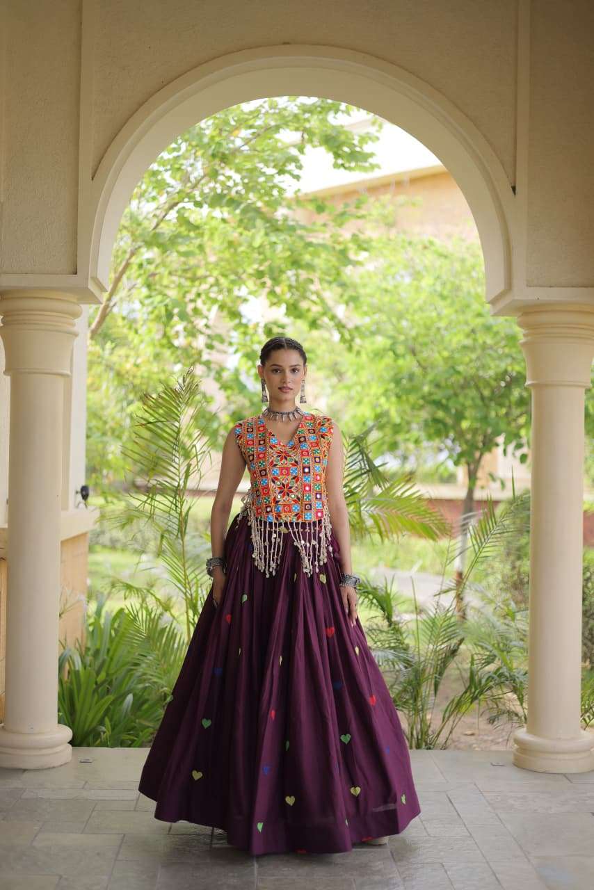 NAVRATRI FESTIVE VIBE WITH THIS NEW COLLECTION COTTON LEHENGA CHOLI WHOLESALE IN SURAT 7181 NAVRATRI FESTIVE VIBE WITH THIS NEW COLLECTION COTTON LEHENGA CHOLI WHOLESALE IN SURAT 7181