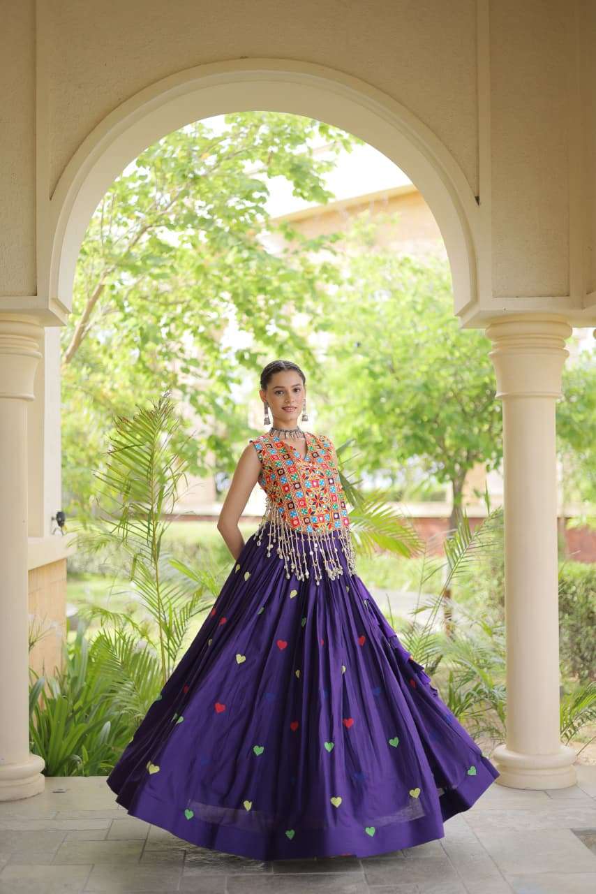 NAVRATRI FESTIVE VIBE WITH THIS NEW COLLECTION COTTON LEHENGA CHOLI WHOLESALE IN SURAT 7181 NAVRATRI FESTIVE VIBE WITH THIS NEW COLLECTION COTTON LEHENGA CHOLI WHOLESALE IN SURAT 7181