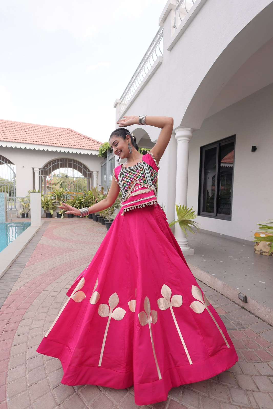 Roman Silk fabric Navratri wear Festive vibes Are traditional and spiritual Lehenga choli wholesale in surat 7174 Roman Silk fabric Navratri wear Festive vibes Are traditional and spiritual Lehenga choli wholesale in surat 7174