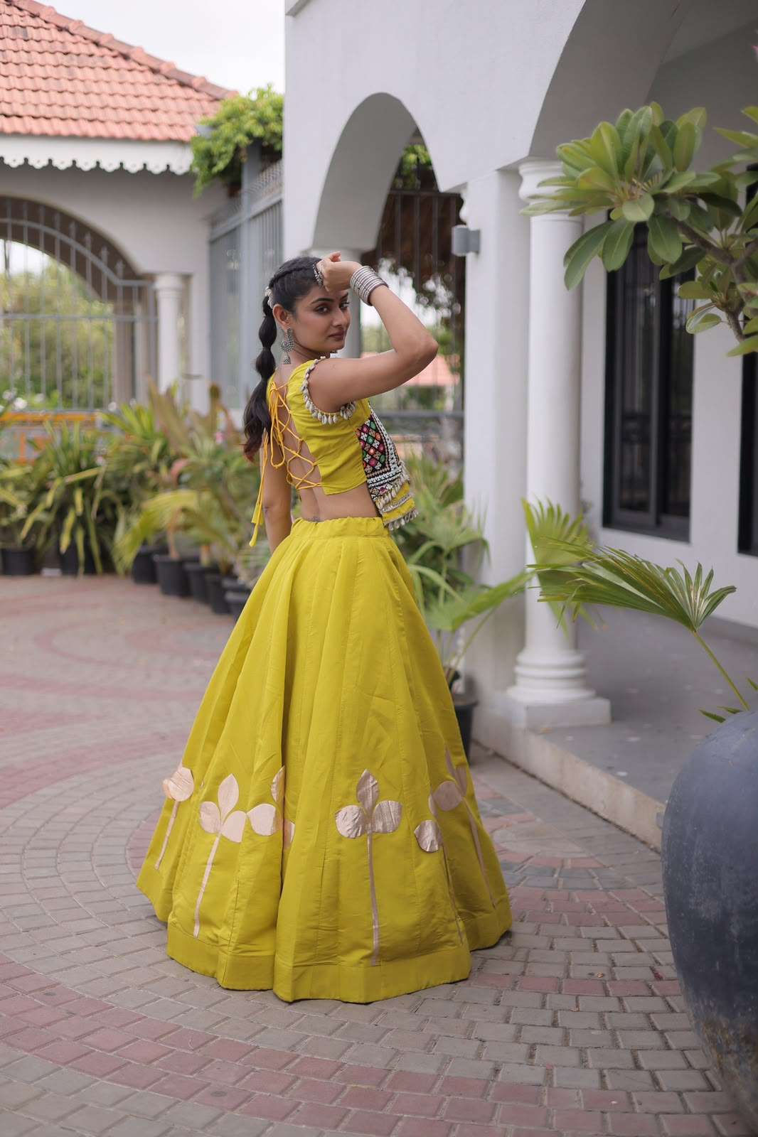 Roman Silk fabric Navratri wear Festive vibes Are traditional and spiritual Lehenga choli wholesale in surat 7174 Roman Silk fabric Navratri wear Festive vibes Are traditional and spiritual Lehenga choli wholesale in surat 7174