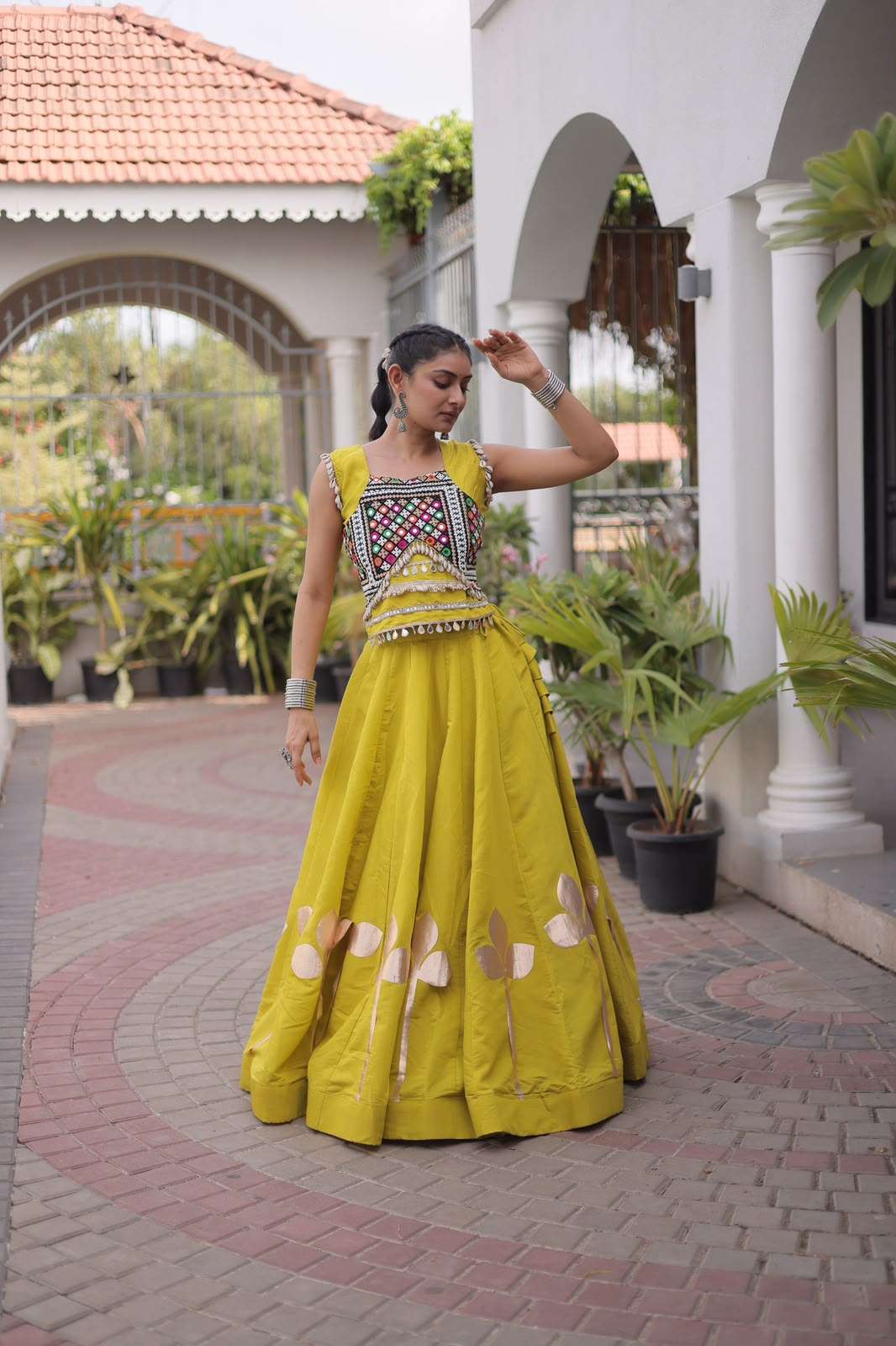 Roman Silk fabric Navratri wear Festive vibes Are traditional and spiritual Lehenga choli wholesale in surat 7174 Roman Silk fabric Navratri wear Festive vibes Are traditional and spiritual Lehenga choli wholesale in surat 7174