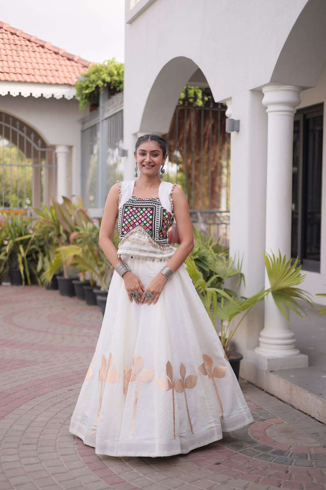 Roman Silk fabric Navratri wear Festive vibes Are traditional and spiritual Lehenga choli wholesale in surat 7174 Roman Silk fabric Navratri wear Festive vibes Are traditional and spiritual Lehenga choli wholesale in surat 7174