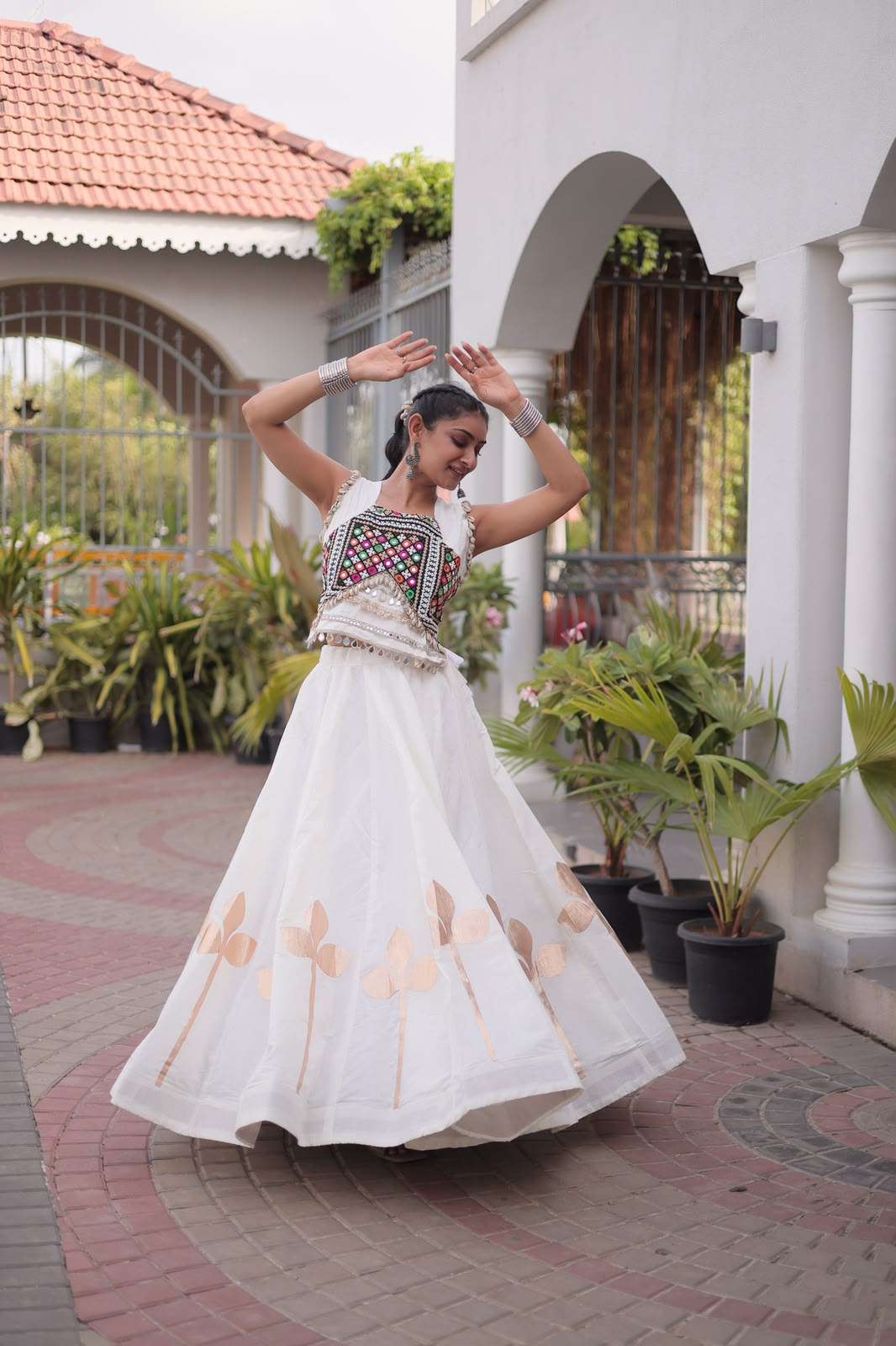 Roman Silk fabric Navratri wear Festive vibes Are traditional and spiritual Lehenga choli wholesale in surat 7174 Roman Silk fabric Navratri wear Festive vibes Are traditional and spiritual Lehenga choli wholesale in surat 7174