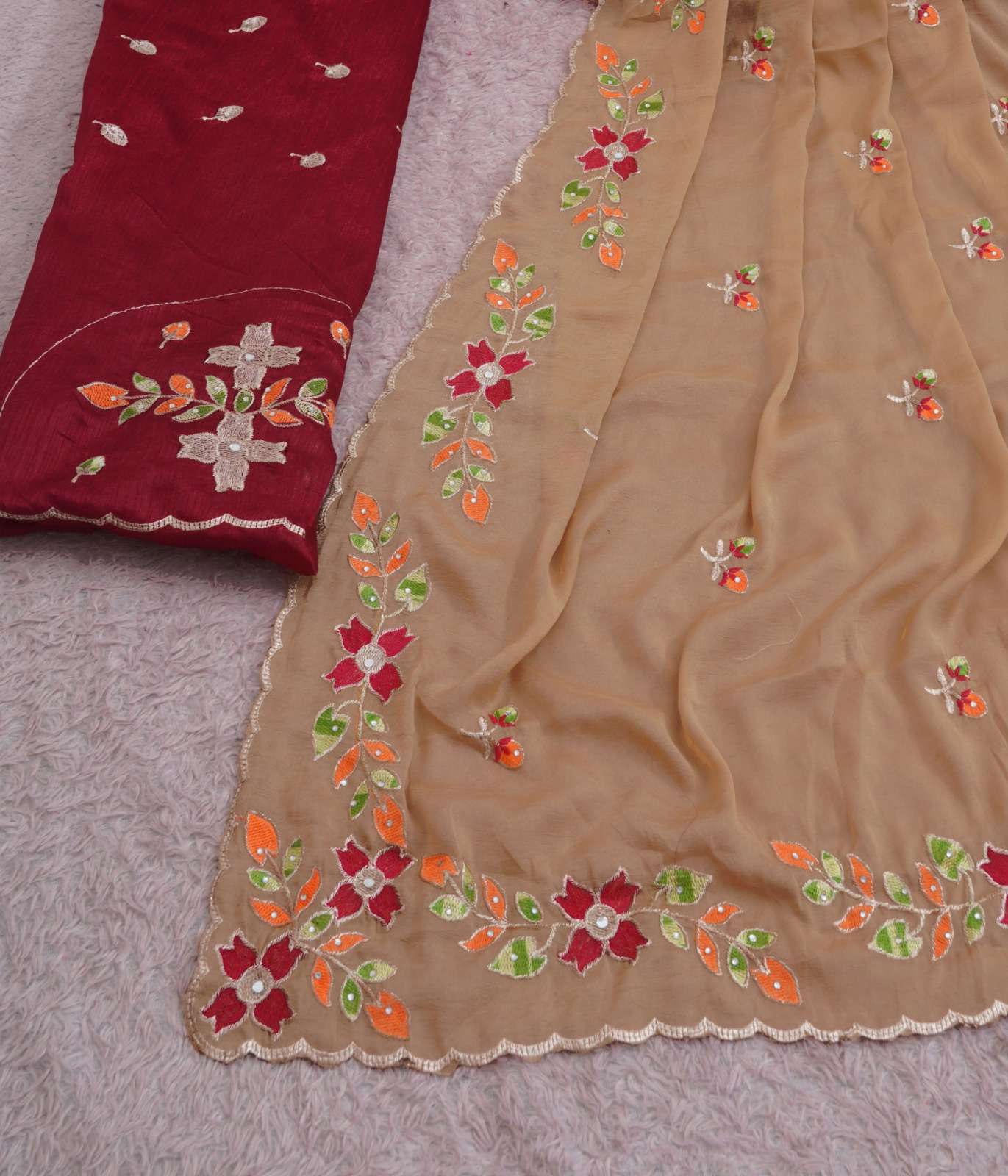 LH 45 SOFT CRASH RANGOLI FANCY AND BEAUTIFUL FABRIC SAREE WHOLESALE IN SURAT LH 45 SOFT CRASH RANGOLI FANCY AND BEAUTIFUL FABRIC SAREE WHOLESALE IN SURAT